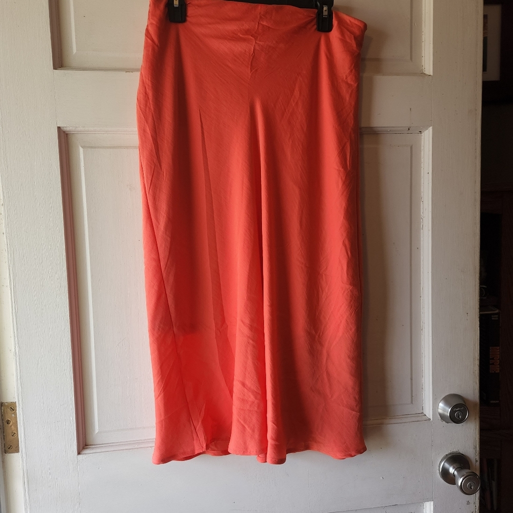 3/$20 Bright Orange Midi Skirt Large